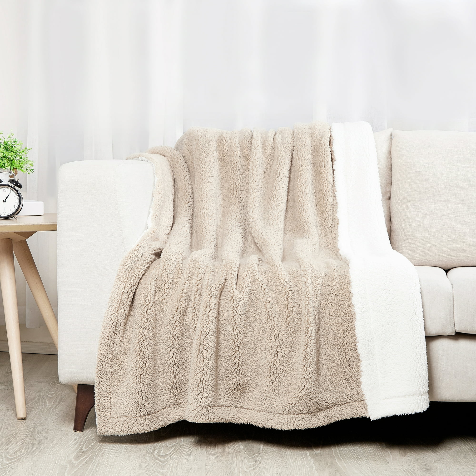 SoftLux Reversible 2-Tone Sherpa Dual Layer Throw Blanket, 50 x 60,  Recycled Polyester, Ivory and Brown - Walmart.com
