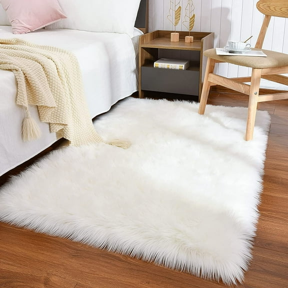 Softlife Shaggy Faux Rug,Luxury Fluffy Carpet For Living Room,Bedroom,4'x6',White