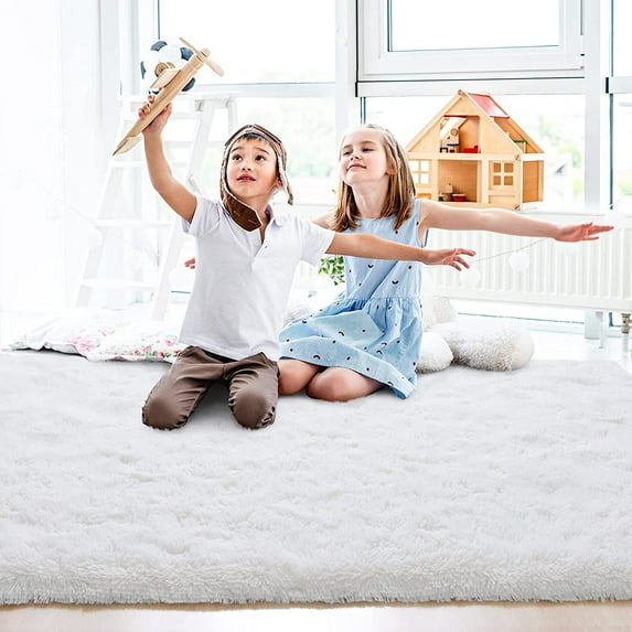 Softlife Stylish Soft Shaggy Velvet Carpet for Living Room/Bedroom, Fluffy Area Rugs, 4' x 5.9' , Cream