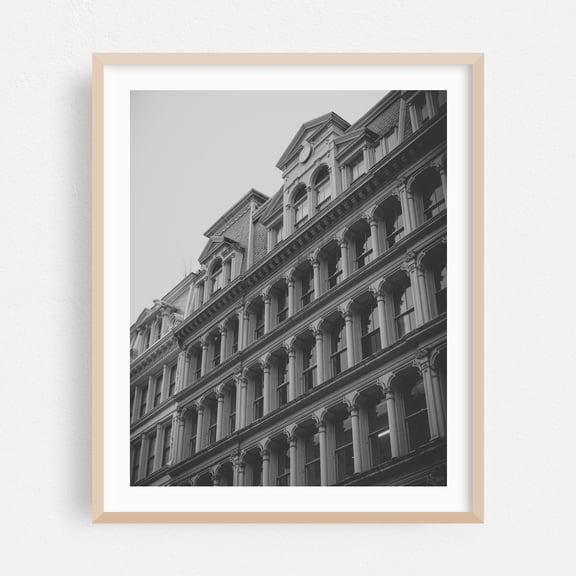 Soho Architectural 03 B&W - Manhattan New York Photography Architecture Black and White Vintage City Street Photography Oak Framed Wall Art Print 6 x 8 inches