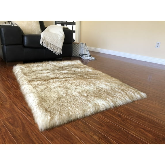 Soho Luxurious Faux Sheepskin Oval Shape White with Brown Tips Shag Area Rug