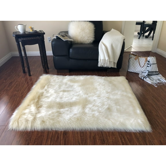 Soho Luxurious Faux Sheepskin Square Shape Cream Shag Area Rug