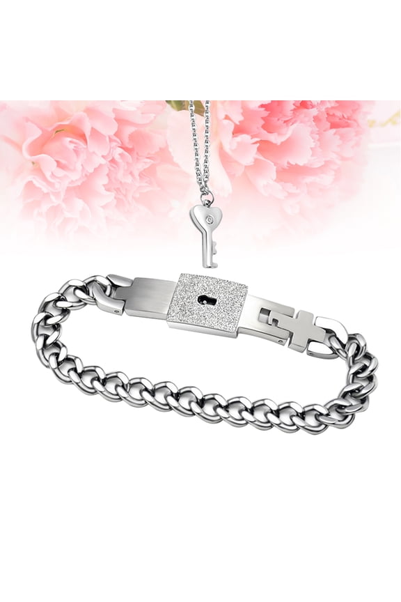 2PCS Engraved Couple Bracelets Heart Key Lock Bangle Bracelet in Titanium Steel for Couples on Valentines Day