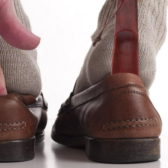 Soimiss Long Handle Convenience Dark Red Wood Shoe Horn 2Pcs