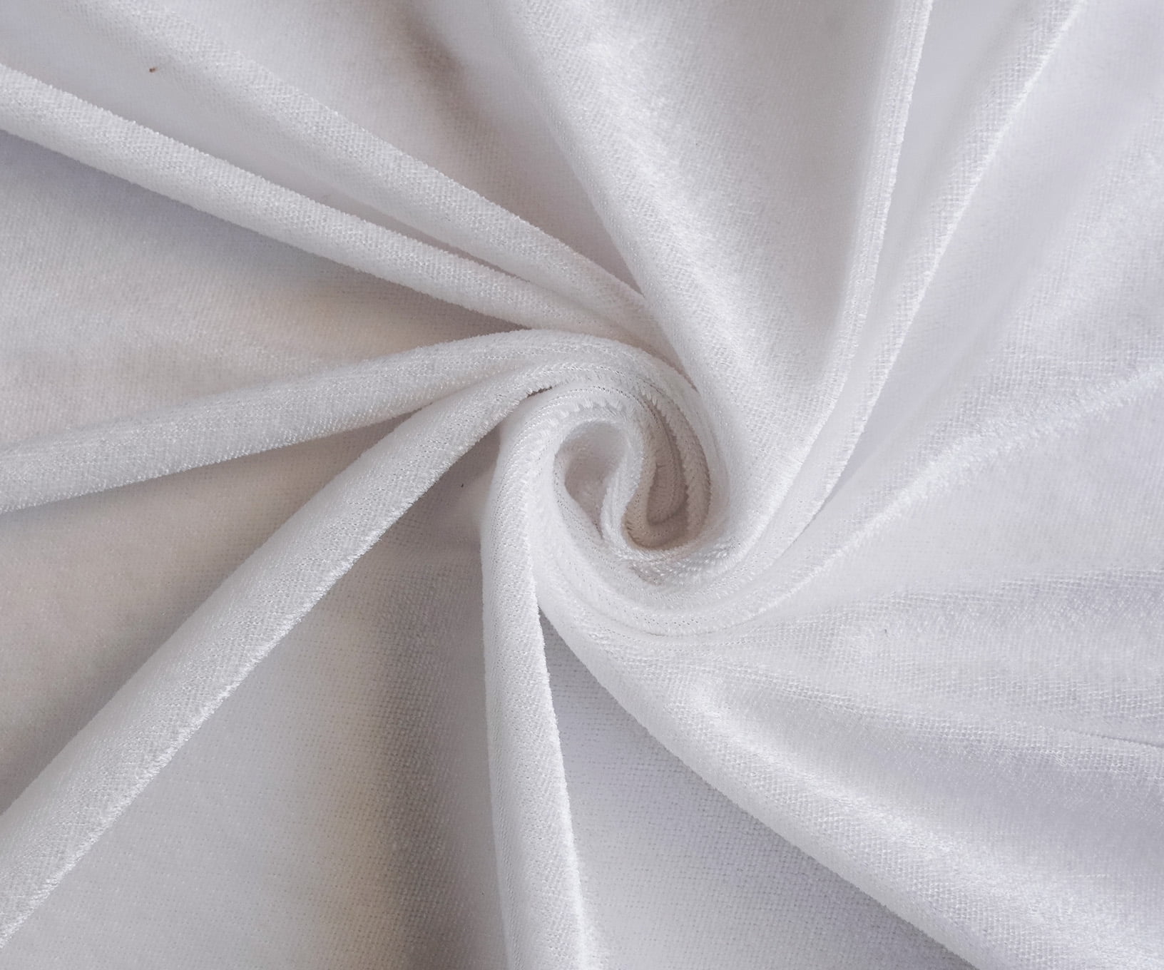 Soimoi Medium-Weight 2-Way Stretch 100% Polyester Velvet Fabric - 58 Inch Wide x 1 Yard | Soft, Plush & Flexible Material for Apparel, Costumes & Upholstery