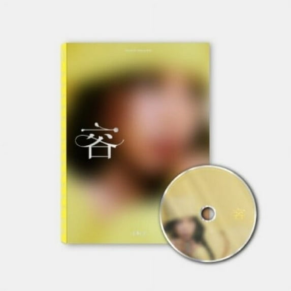 Solar - Face (Face Version) (incl. 128pg Photobook, Message Card, Sticker, 2 Photocards + Poster) - Music & Performance - CD