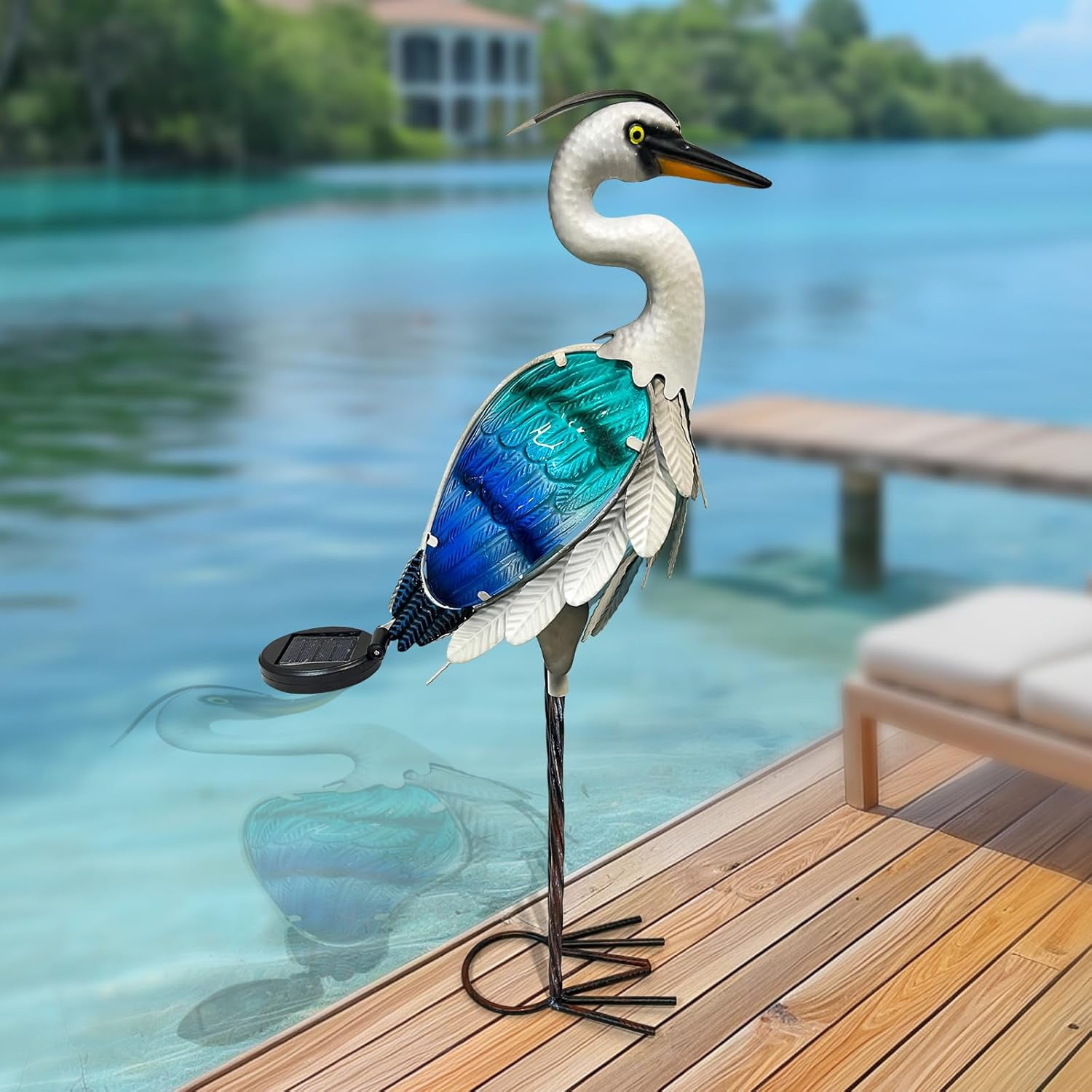 Solar Metal Crane Statue Garden Heron Sculpture, Glass Outdoor Heron Yard Art Coastal Ocean Bird Decor Lawn Ornament for Backyard Porch Patio Decor（24 Inch）