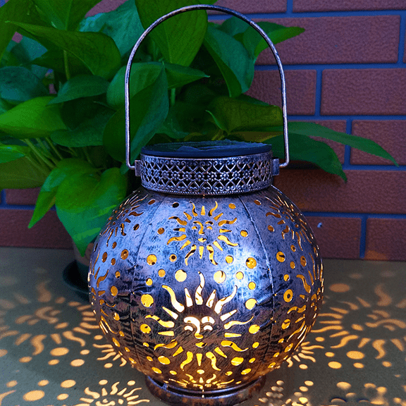 Solar light, wrought iron courtyard sun face projection landscape light moon star projection light