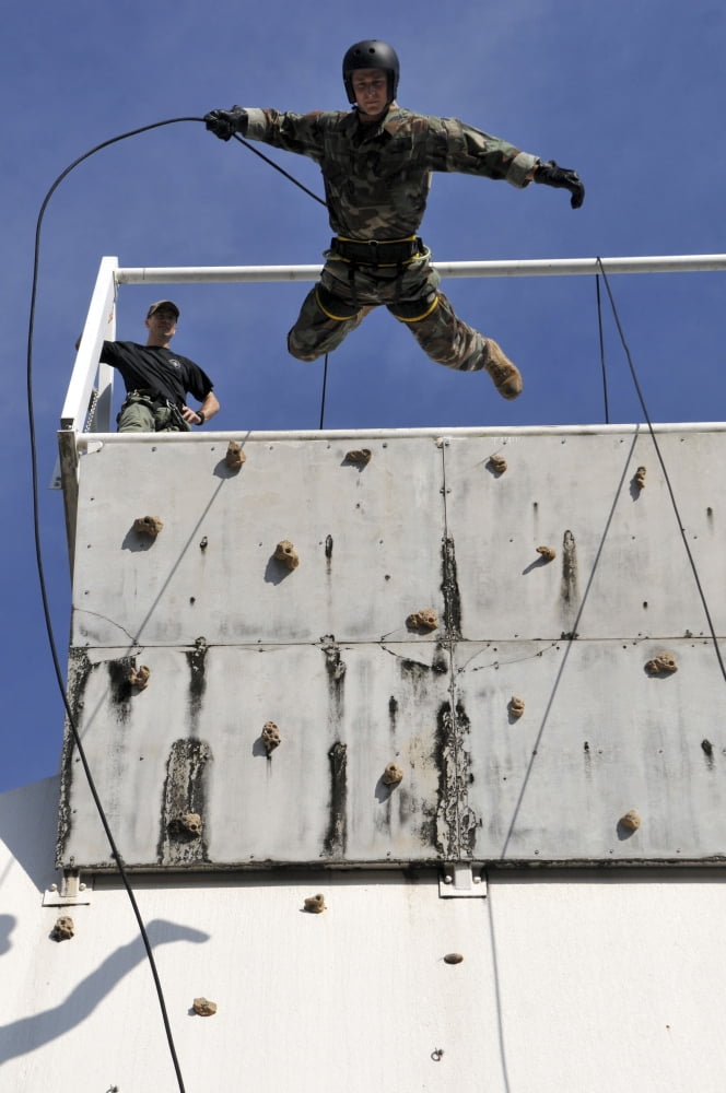 Soldier rappels off a tower while training during Exercise Talisman Sabre 2011 Canvas Art - Stocktrek Images (23 x 35)