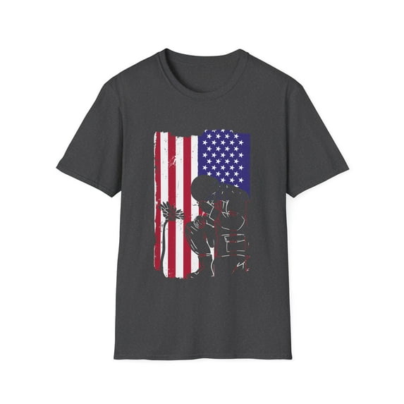 Soldier sunflower Kneeling Distressed Flag Men Women Tees