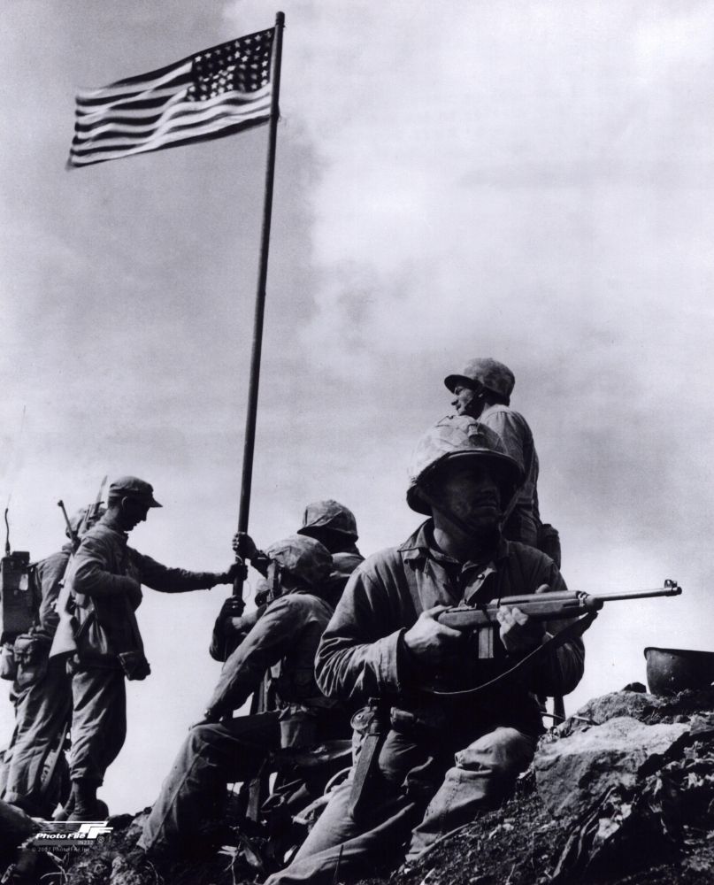 Soldiers Raising Flag Photo Print (8 x 10) Item PIC00017