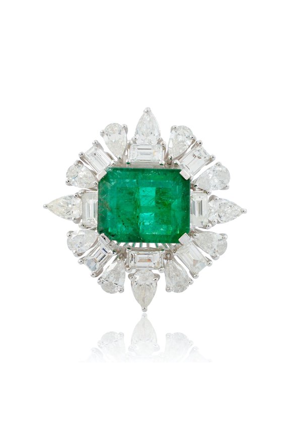 Solid 18Kt White Gold SI Clarity HI Color Pear & Baguette Diamond Emerald Gemstone Designer Ring Jewelry In India