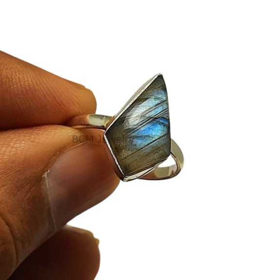 Solid 925 Sterling Silver Ring For Women & Men, Natural Labradorite Ring Gemstone Unique Handcrafted Ring For Her Or Him
