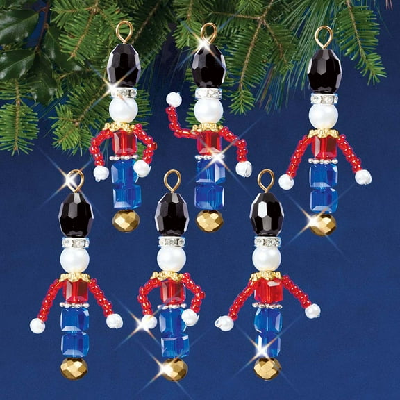 Solid Oak Soldiers Ornament Kit