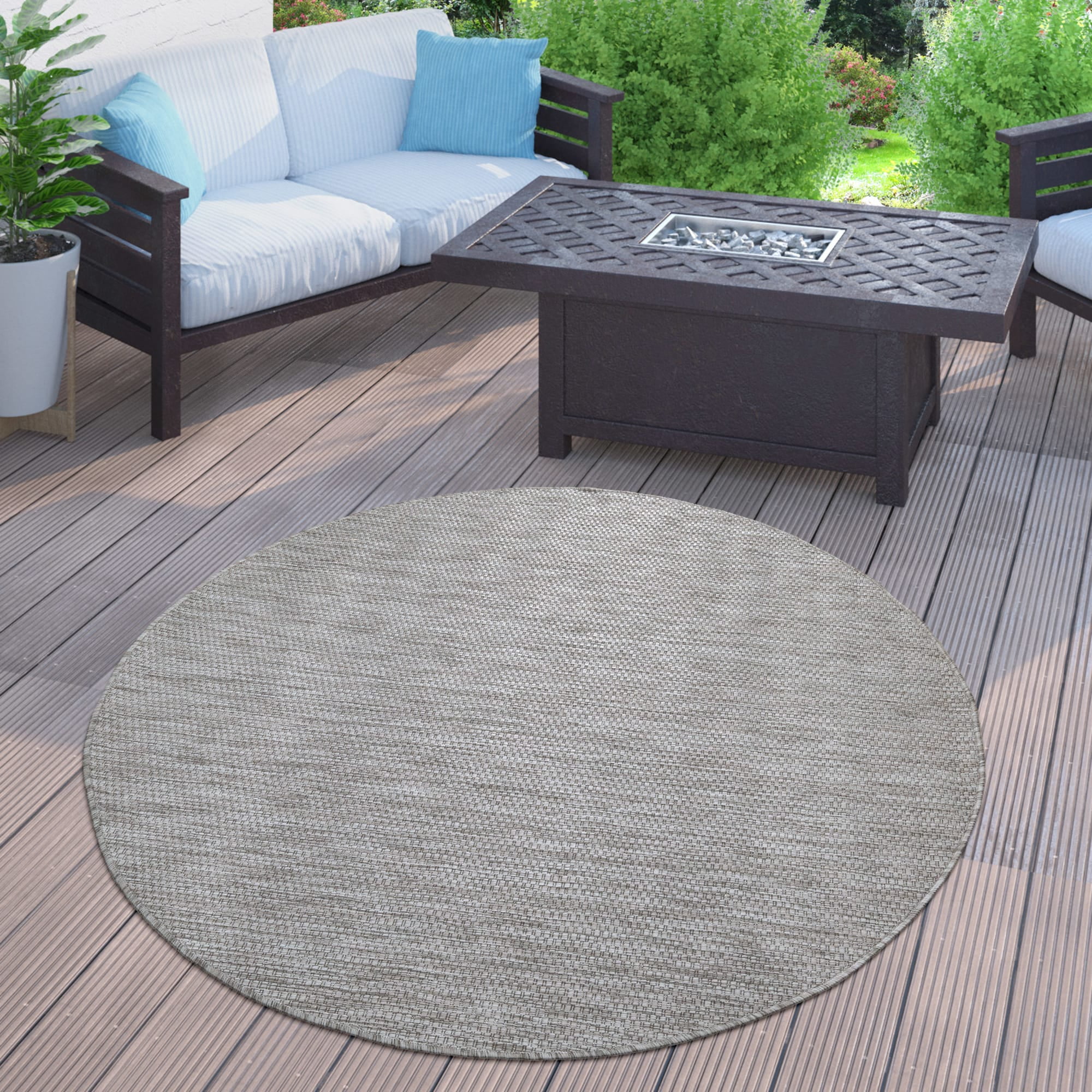 Solid Outdoor Rug for Patio or Balcony in Mottled Grey - Walmart.com