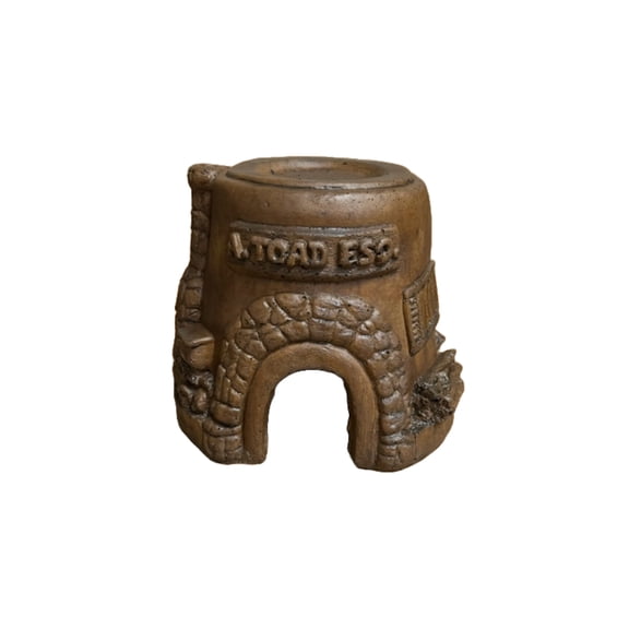 Solid Rock Stoneworks Concrete Toad House - 7" Tall - Autumn Wheat