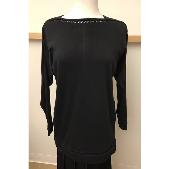 Solid Tunic Top With Shoulder Fagotting Lace Trim (Style# 7001S0)