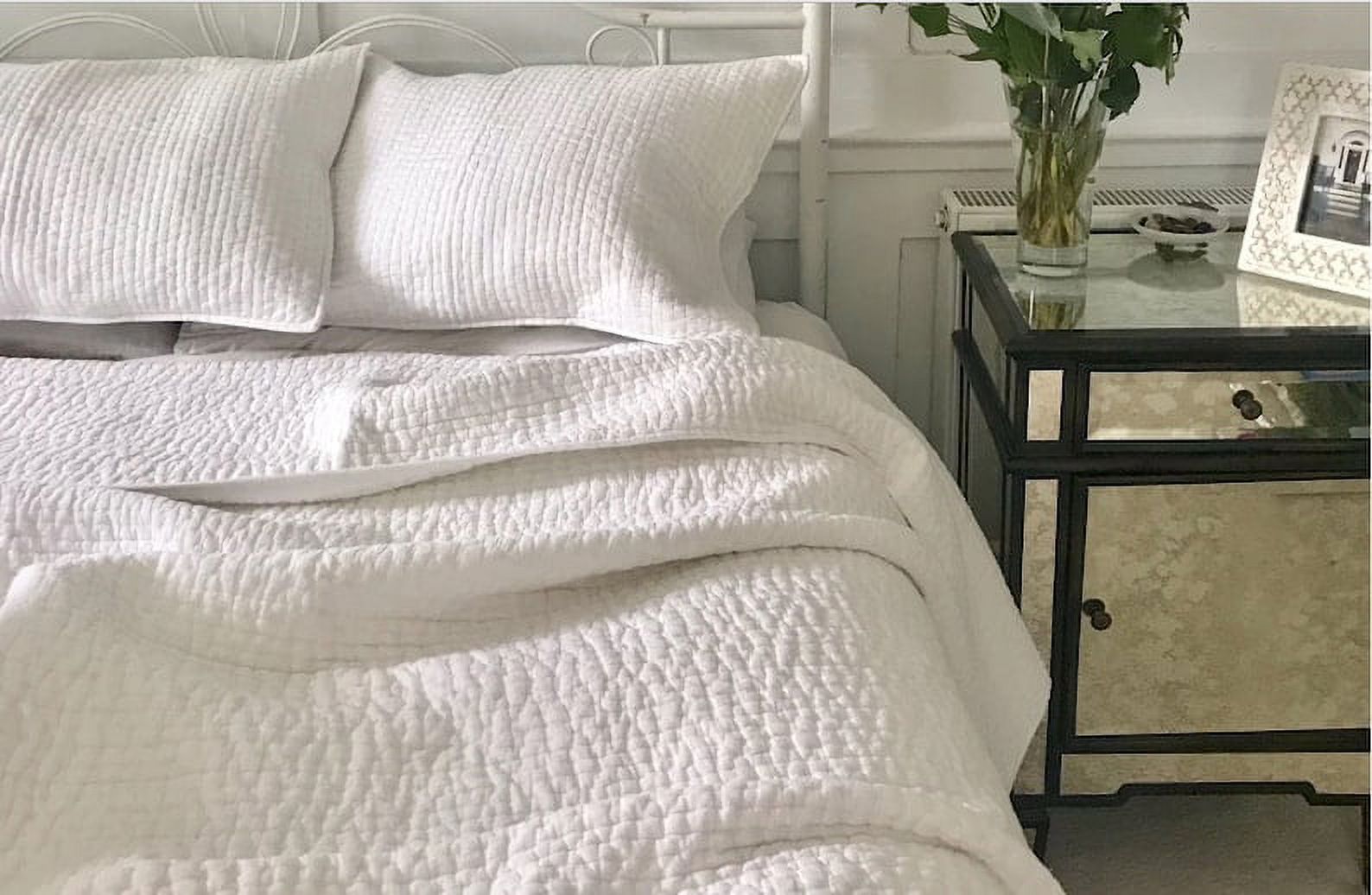Solid White Kantha Quilt, Cotton Kantha Quilt, Handmade Quilt, Natural White Kantha Blanket Throw, Queen Size Hand Stitched Quilt