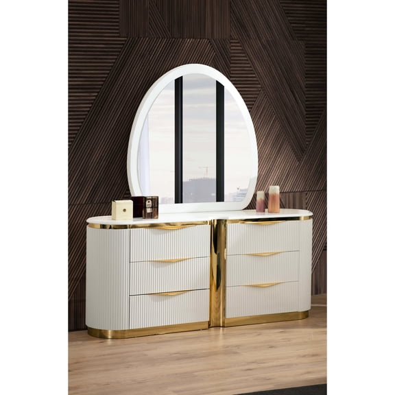 Solid Wood Main Material - Dovetail Joint Drawers - Bedroom Use - Modern Look