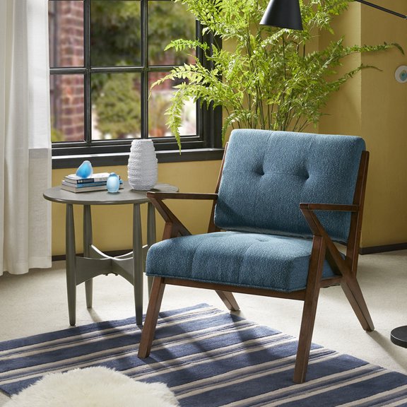 Solid wood frame with pecan finish | Suitable for lounge use | Durable and appealing touch