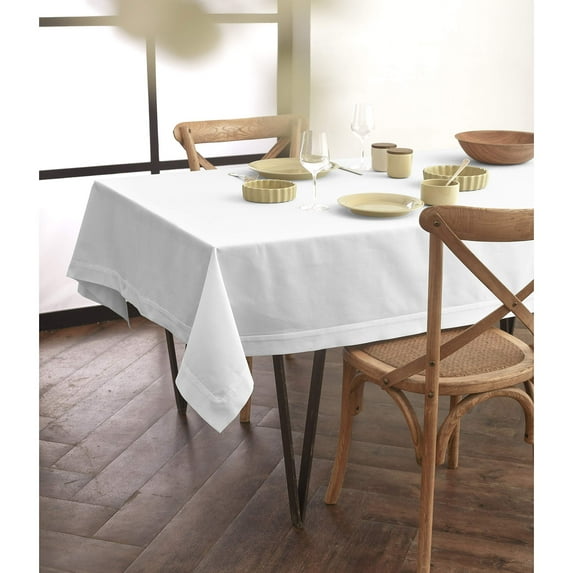 Solino Home White Tablecloth 54 x 72 Inch - Dru Cotton Linen Rectangle Tablecloth - Machine Washable Table Cloth for Winter, Mothers Day, Spring, Easter