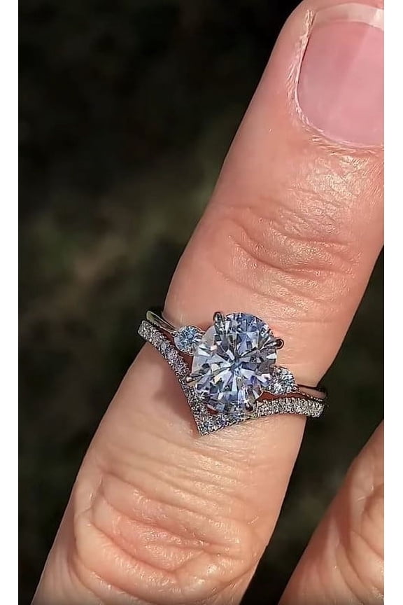 1.7CT Oval Cut Moissanite Three Stone Engagement Ring with V shaped Round Moissanite Wedding Band, Wedding Set For Women in 10K White Gold, Ring Size 4