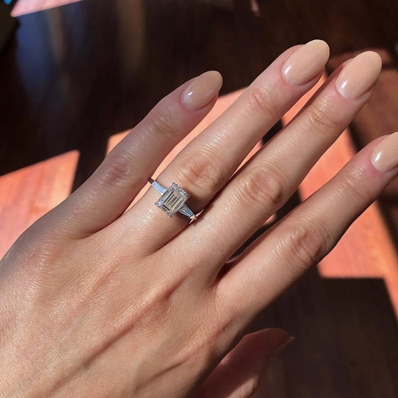 Solitaire Brilliance 2.30Ct Three Stone Emerald Cut Moissanite