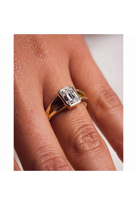 2CT Emerald Moissanite Bezel Split Shank Engagement Ring for Women 18k Yellow Gold Size 9
