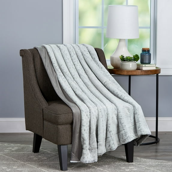 Somerset Home Faux Rabbit Fur Throw with Fake Mink Back (Light Gray, Adult)