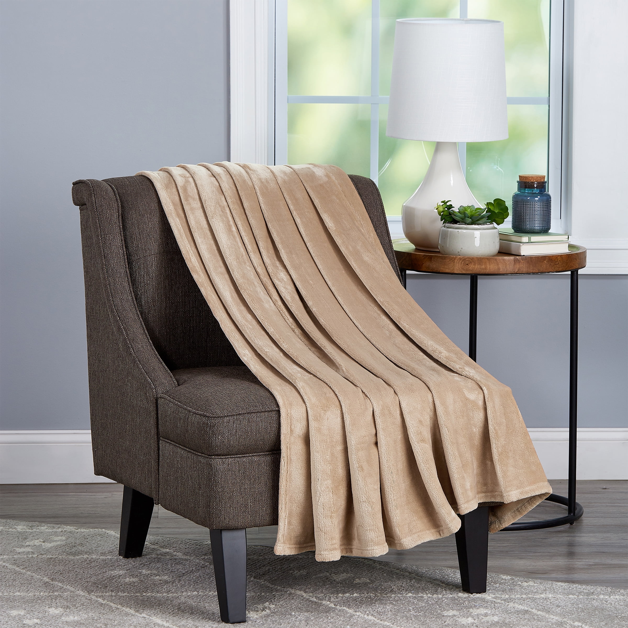 Somerset Home Oversized Microfiber Velvet  Throw Blanket for Adult (Desert Tan)