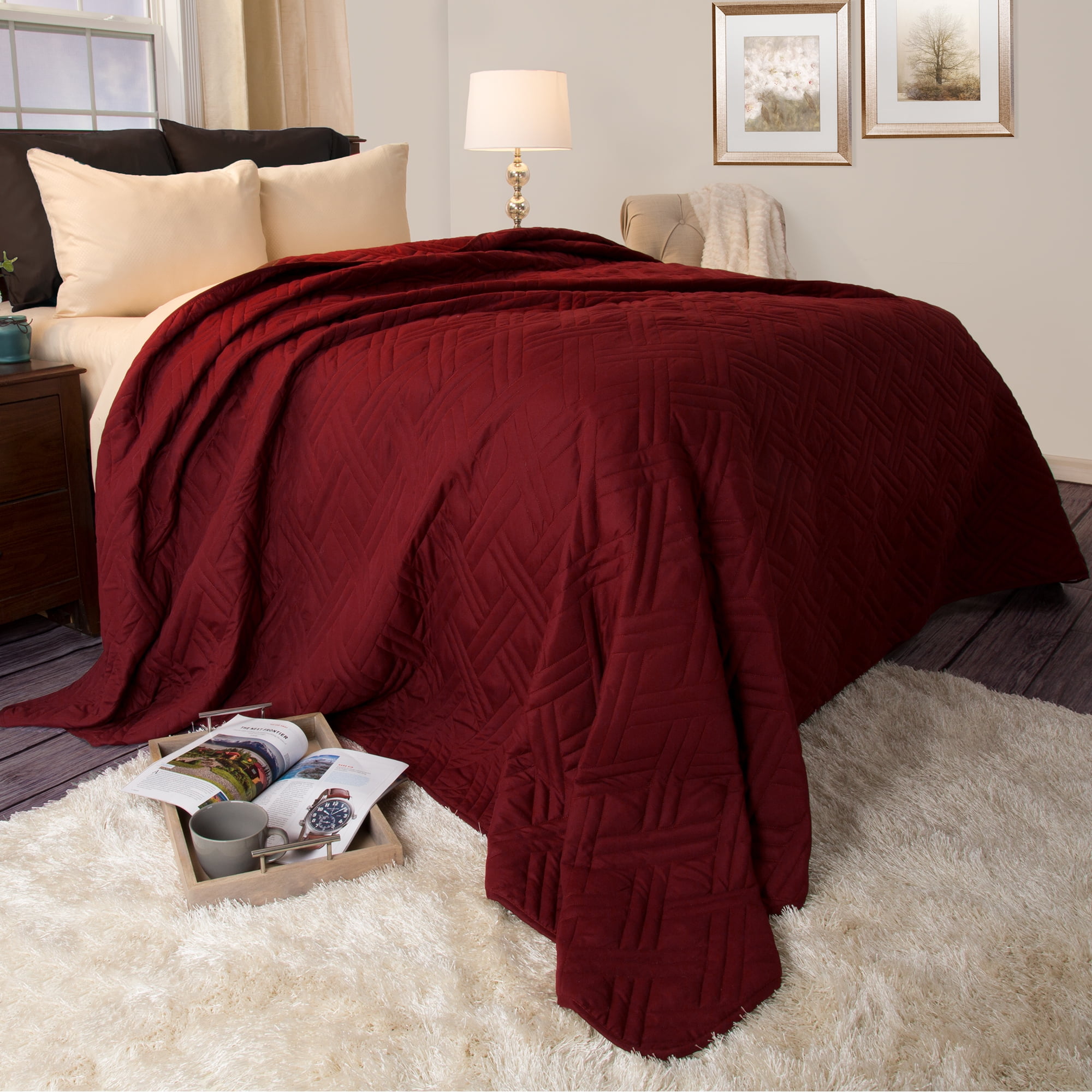 Somerset Home Lightweight Quilted Blanket Burgundy