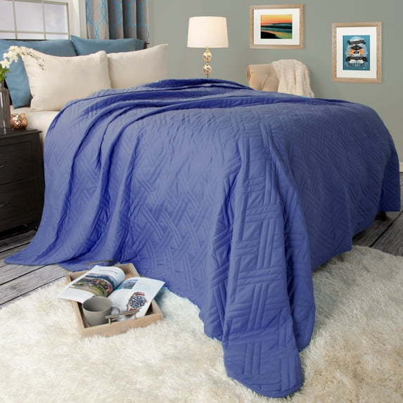 Somerset Home Solid Color Bed Quilt, Twin, Navy