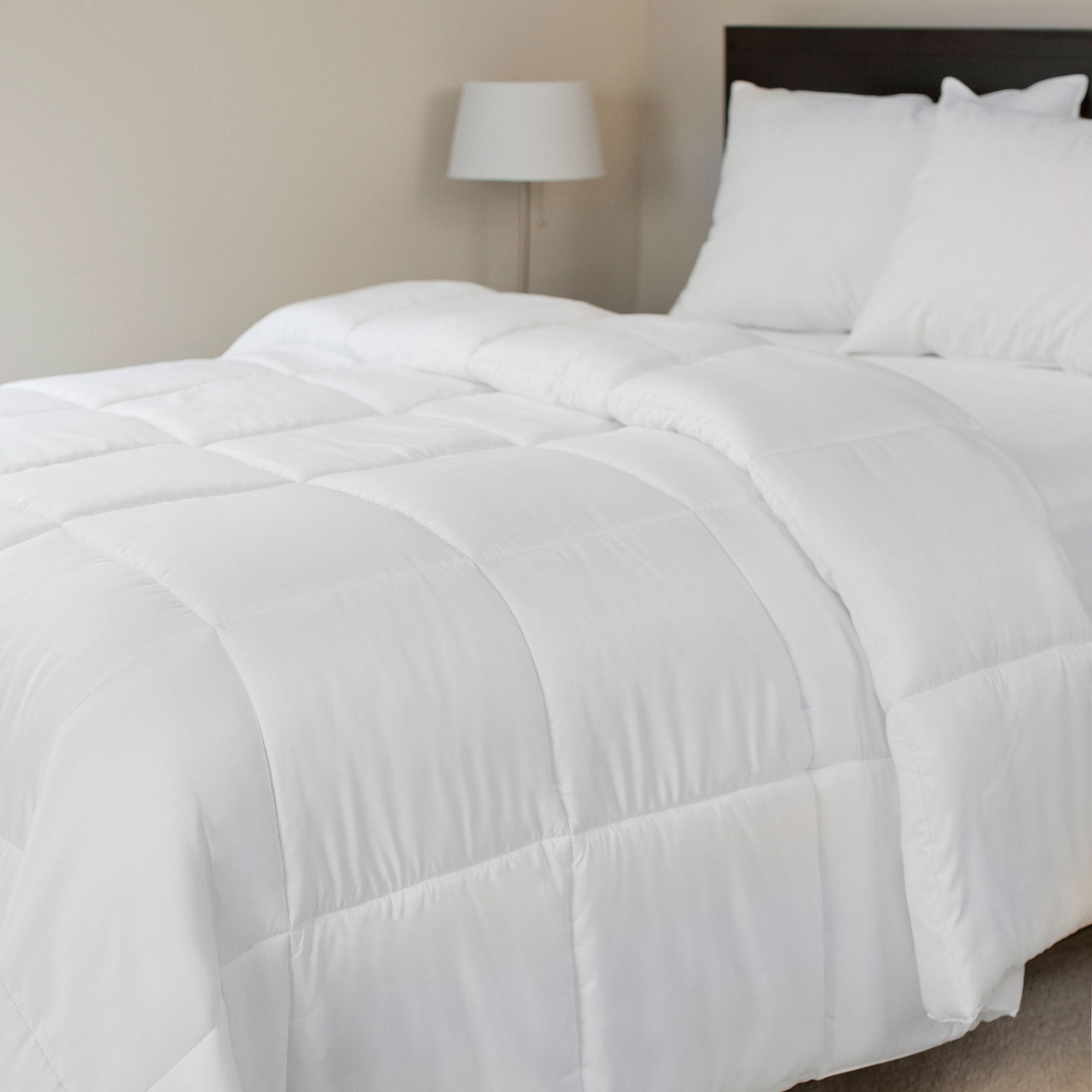 Somerset Home Ultra-Soft Down Alternative Bedding Comforter- White,Adult