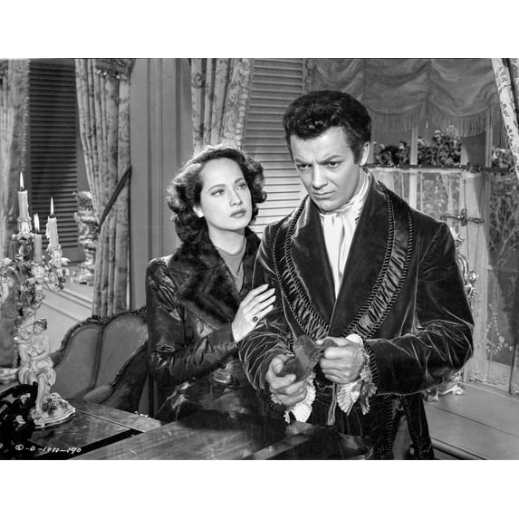 Song To Remember Woman Holding on a Man's Arms in a Movie Scene Photo Print (8 x 10)