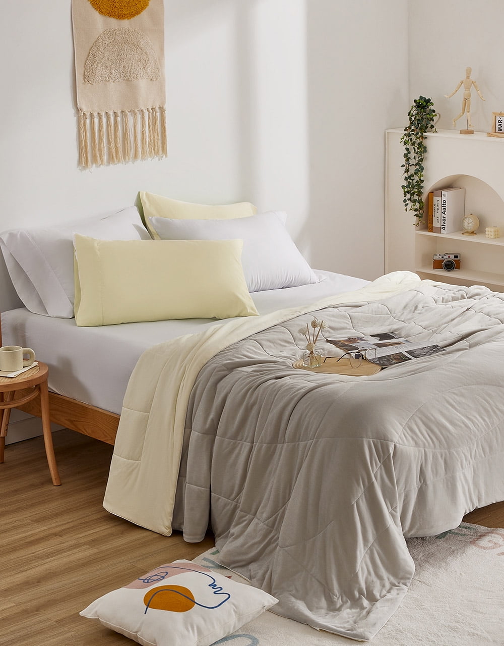 Sonive Reversible Cooling Jersey Summer Comforter for Hot Sleeper Twin