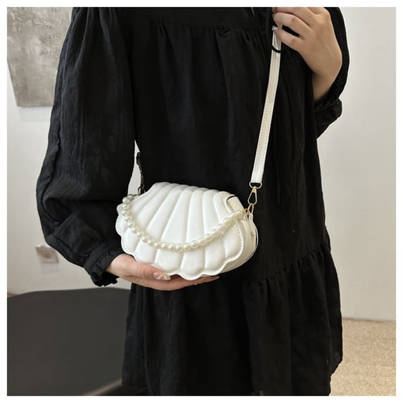 Sons Girlfriend Christmas Gift Ideas Zipper Closure Quilted Tote Bags for Women Valentines Day Gifts