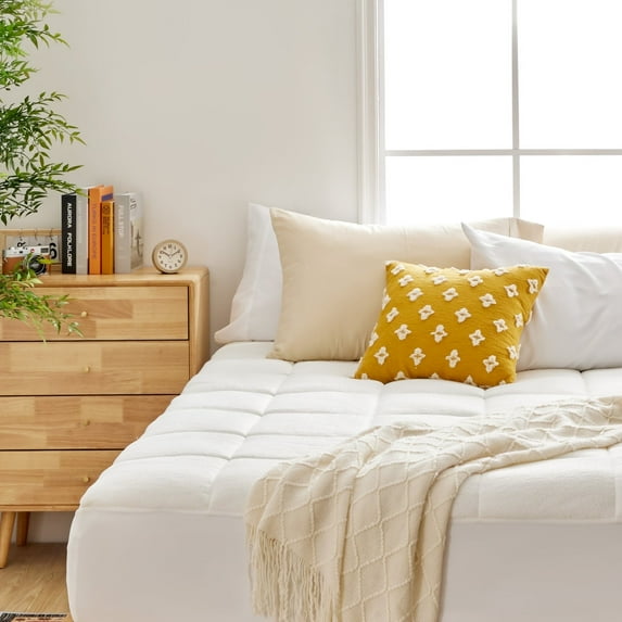 Sonvie Queen Waterproof Jacquard Air Mattress Pad, Breathable Noiseless Mattress Cover with 8''- 21'' Deep Pocket (White, Queen)