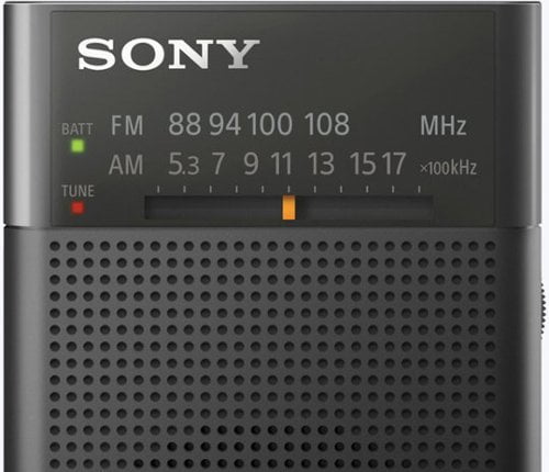 Radio portatil Sony ICF-P27 con altavoz y Peru