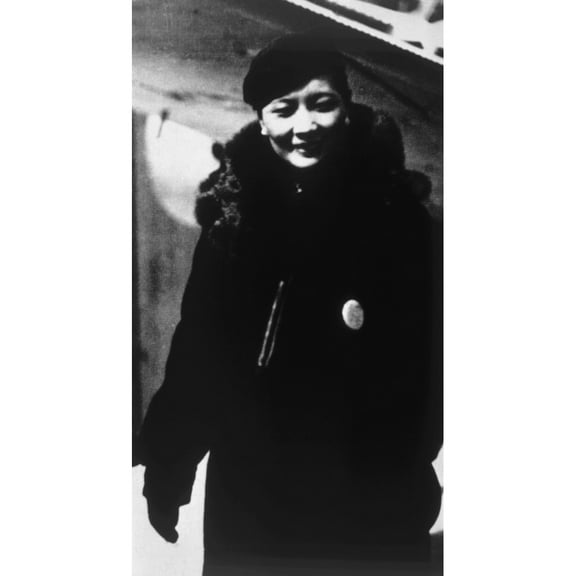 Soong Mei-Ling (Aka Soong May-Ling) (1897-2003) History (18 x 24)