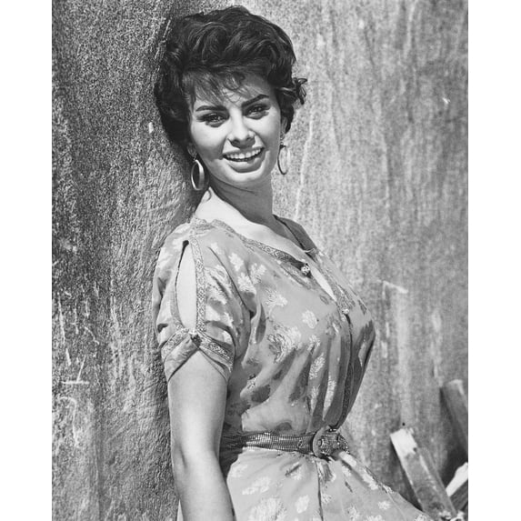 Sophia Loren Glamorous Smiling Pose 1950's Print 24x36 Classic Hollywood Poster