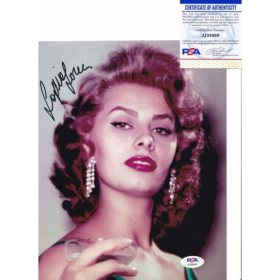 Sophia Loren Legendary Actress Signed Autograph 8x10 Photo PSA/DNA COA C