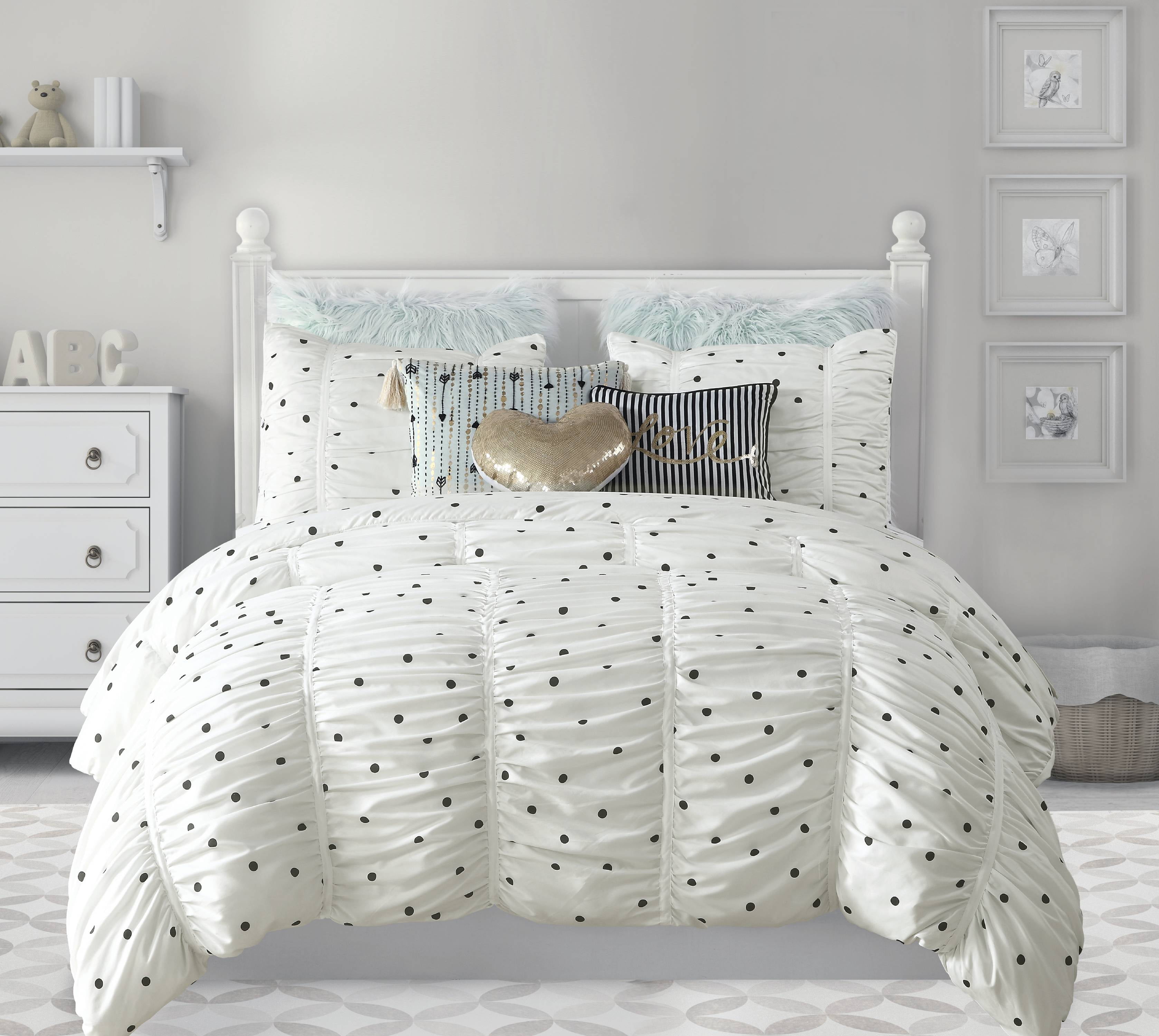 Sophie Dots Comforter Set