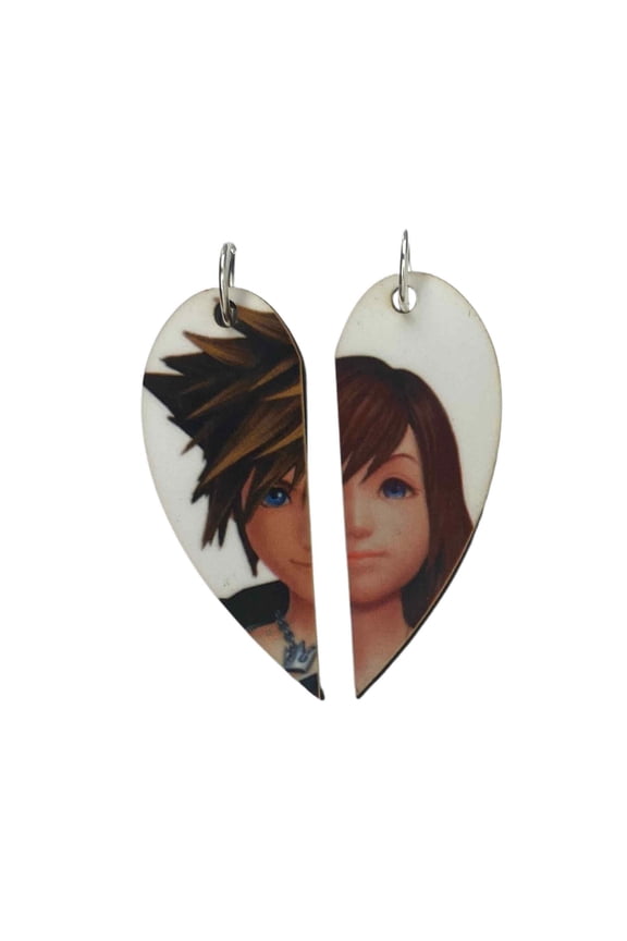Sora & Kairi Matching Heart Necklaces or Keyrings | Kingdoms Hearts Couples Gift | Gifts for Him or Her