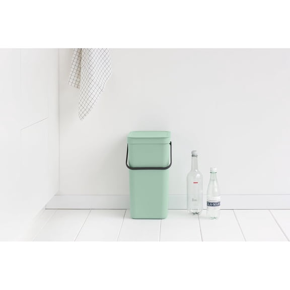 Sort & Go Kitchen Recycling Bin S 4.2 Gal Jade Green Removable Lid