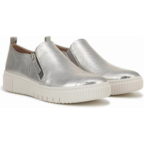Soul by Naturalizer Women's Turner Sneaker Silver Sand 11W