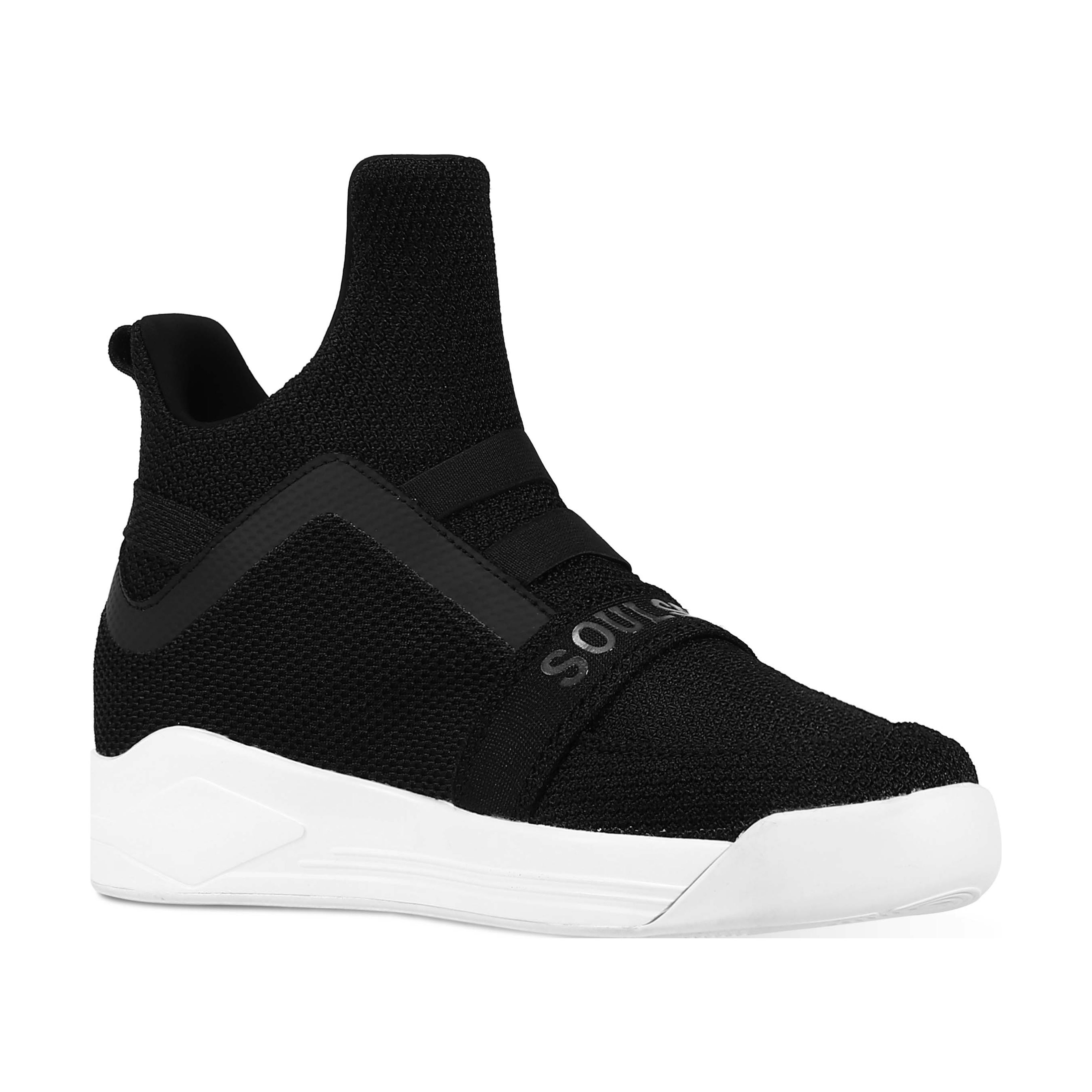 mens basketball shoes clearance