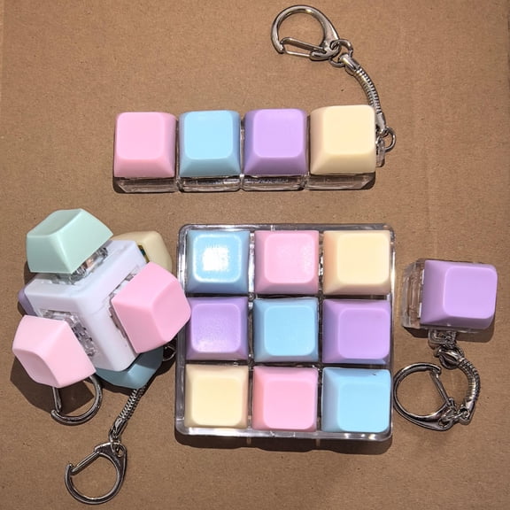 Sound Keyboard Fidget Toy,Fidget Keyboard for Stress Relief, Sound Keyboard Fidget Clicker for Office, School, Travel, Anxiety Keyboard Keychain Gift