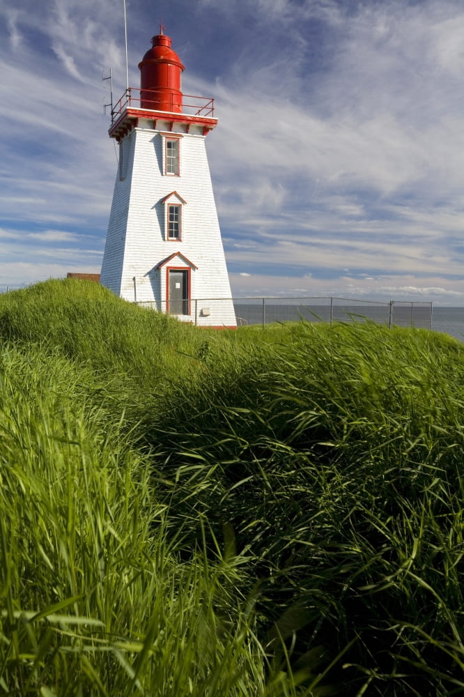 Souris Harbour Lighthouse Souris Prince Edward Island Canvas Art - John Sylvester Design Pics (11 x 17)