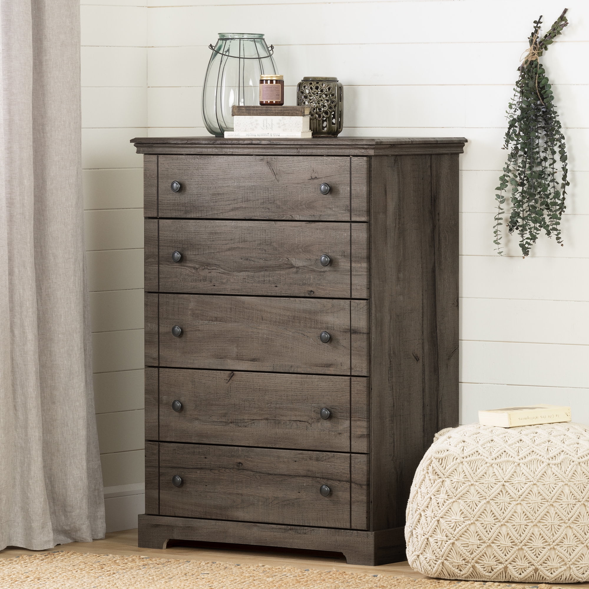 Cottage Charm White Coastal 5-Drawer Dresser with Elegant Metal Knobs