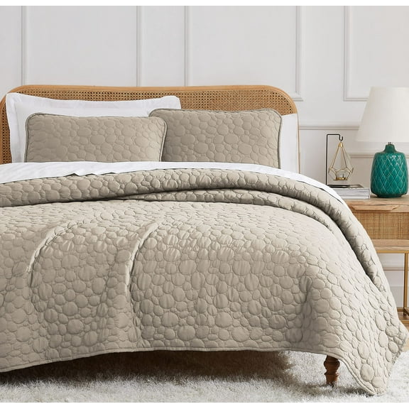 Southshore Fine Linens Oversized Quilt Bedding Set lightweight, prewash fabric soft coverlet bedspread 2-Piece, One matching sham (68 in wide x 98 in long), Pebble Sandy Taupe, Twin / Twin XL